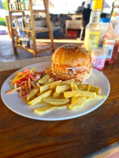 Food & Drinks 5, Paradise city, Kaskazini 'A'