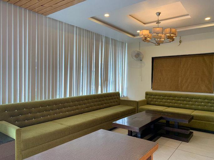 Public Area 3, Hotel New Golden Veena, Sirohi