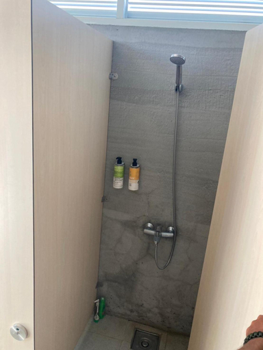 Bathroom 3, Travel Light Bubble Hostel, Pingtung