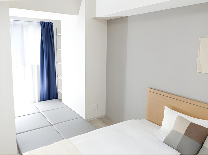 Bedroom 2, Minn Umeda East, Osaka