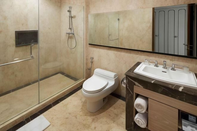 Bathroom 4