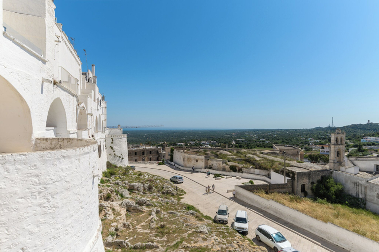 Others 4, Bianca Fortezza by Wonderful Italy, Brindisi