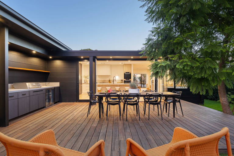 Room 3, Midnight Sands Luxe Beachside Designer With Pool, Melbourne