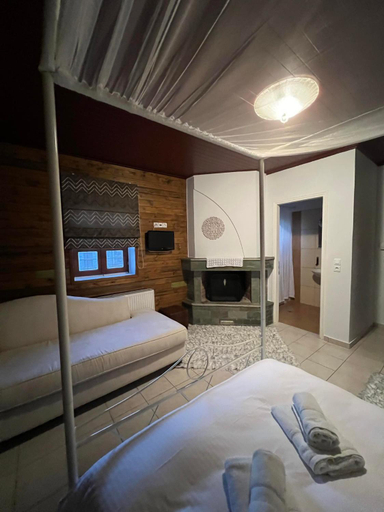 Others 2, Ikojenia Traditional Lodge, Epirus