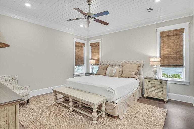 Bedroom 4, Barefoot Paradise by Avantstay Walk to Beach, Pool, Bikes, Walton