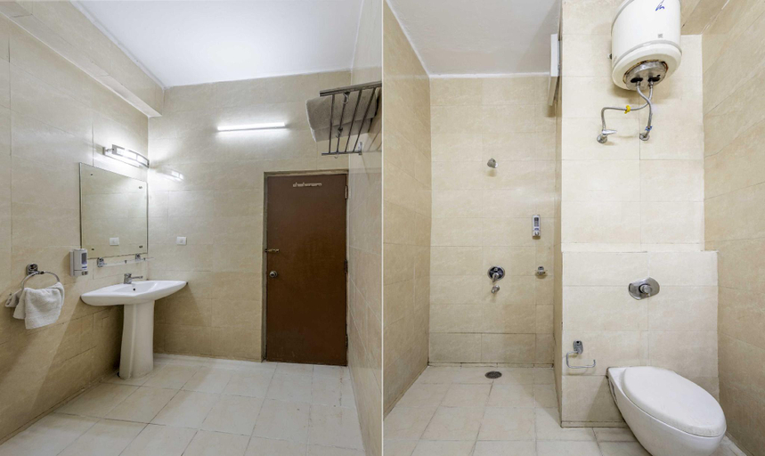 Bathroom 5, Treebo Maurice, Solan
