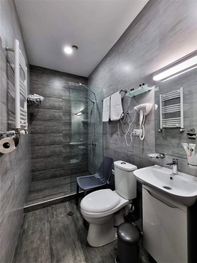 Bathroom 2, MD Apart Tbilisi, Tbilisi