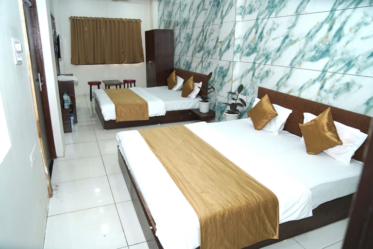 Bedroom 4, Hotel Dev Shree Palace, Ujjain