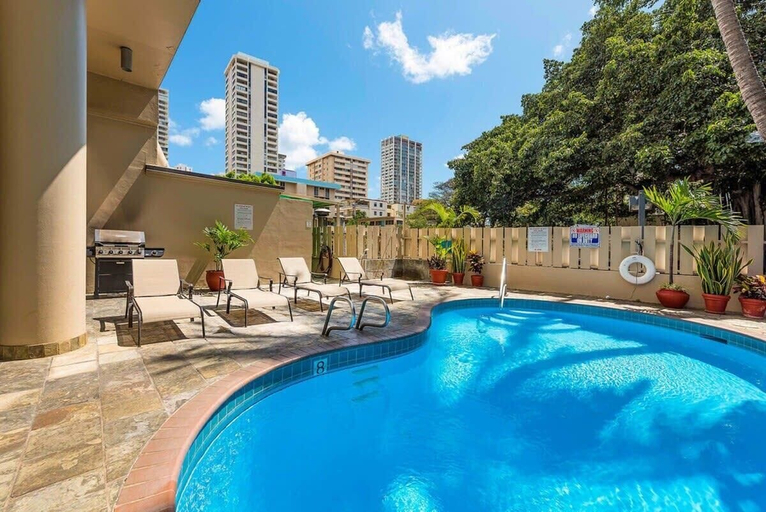 Sport & Beauty 3, @ Marbella Lane - Marina Studio Near the Beach, Honolulu