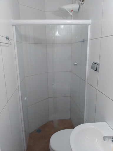 Bathroom, Pousada bandeirantes, Ilhéus