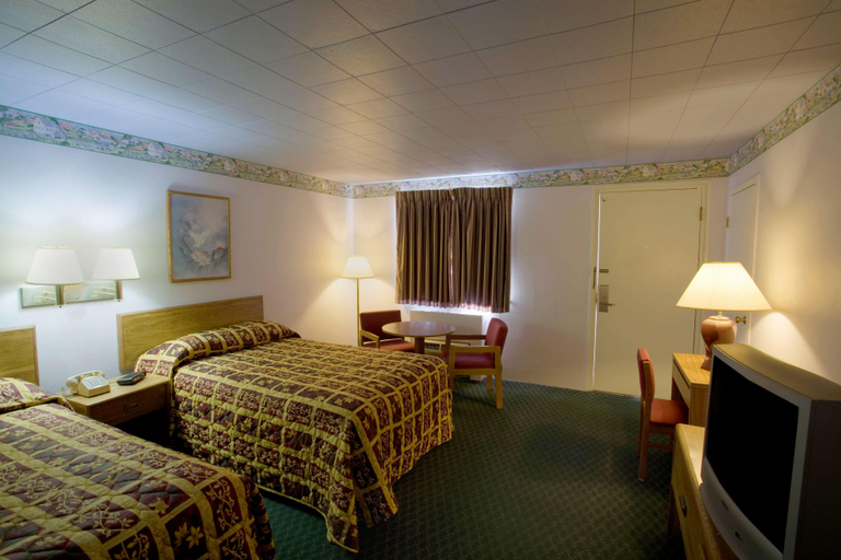 Bedroom 4, Americas Best Value Inn Litchfield, Montgomery