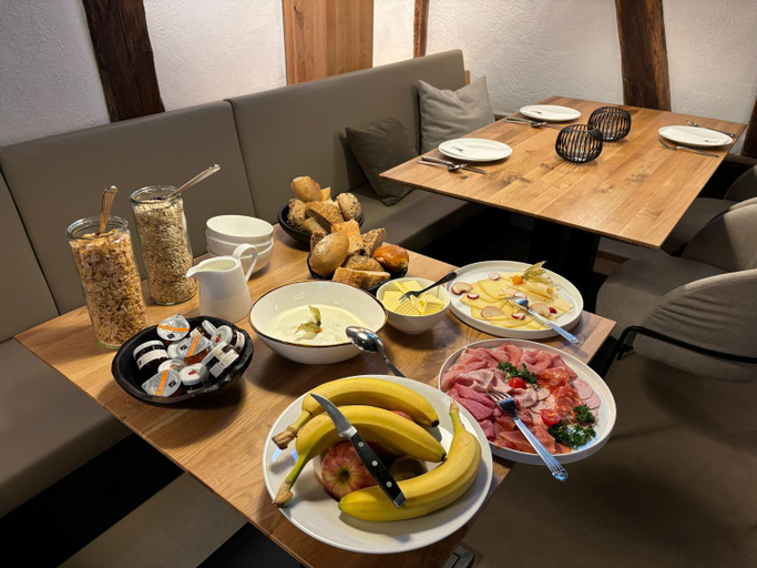 Food & Drinks 3, Gasthaus Faust, Enzkreis