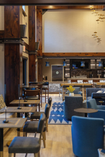 Food & Drinks 5, Martis Valley Lodge, Tapestry Collection by Hilton, Nevada