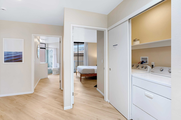 Interior 5, Beachfront Home w/ Ocean Views Right on Mission Beach Belmont by Avantstay, San Diego