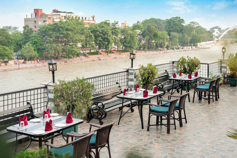 Food & Drinks 4, ECKO Antarman on the Ganges, Hardwar