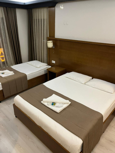 Bedroom 4, TOPCUOGLU GRAND OTEl, Gerede