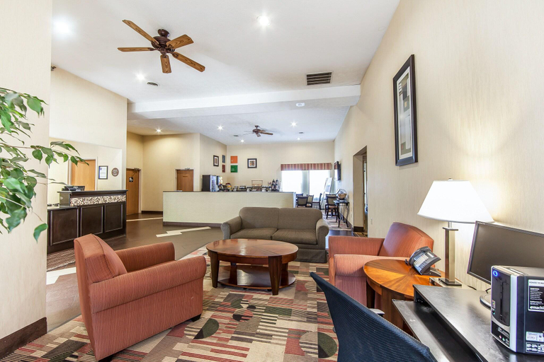 Public Area 2, Quality Inn & Suites Portsmouth, Scioto