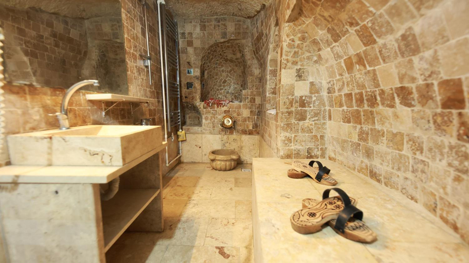 Bathroom 5, Mommy's Cave Home, Nevşehir