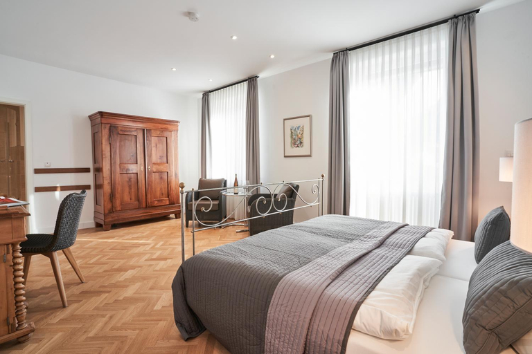 Bedroom 2, Hotel Goldener Engel, Speyer