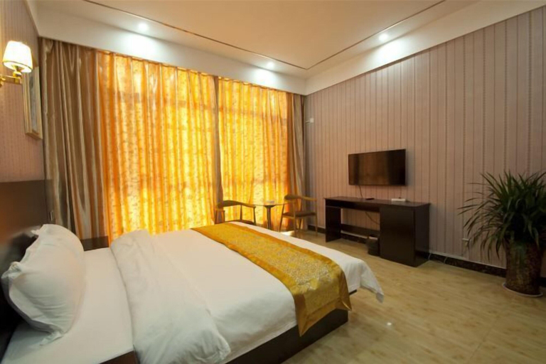 Bedroom 4, Seven Hotels, Linyi