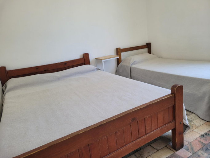 Bedroom 2, Hotel CAMACHO, Capital
