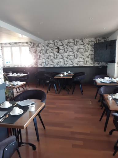 Food & Drinks 5, Hotel Restaurant Les Venetes, Morbihan