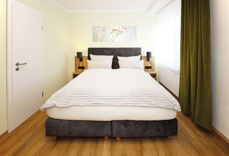 Bedroom 2, Hotel Erlebnis Wald, Erzgebirgskreis