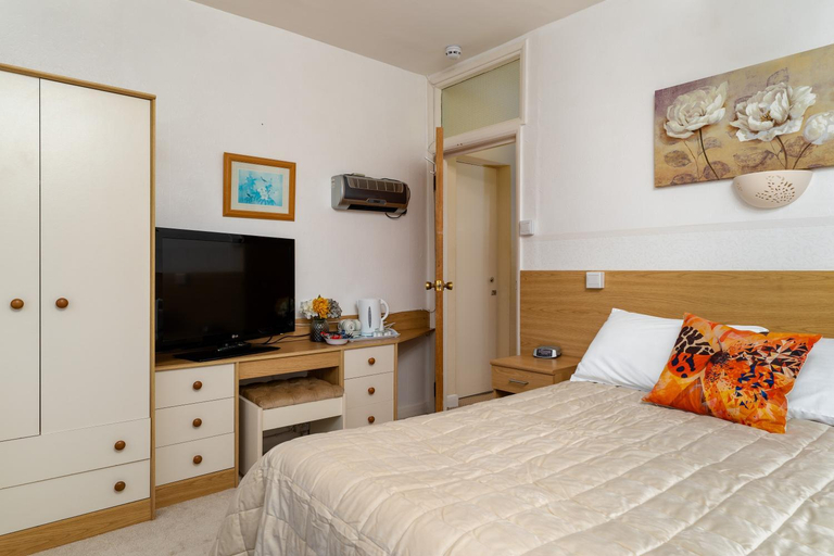 Bedroom 2, Torland Hotel, Torbay