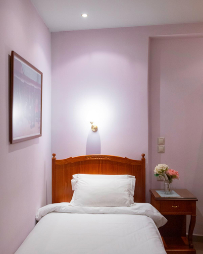 Others 4, Hotel Avra, Thessaly