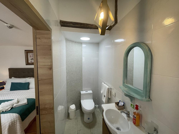 Bathroom 5, Hosteria Punta Blanca, Santa Elena