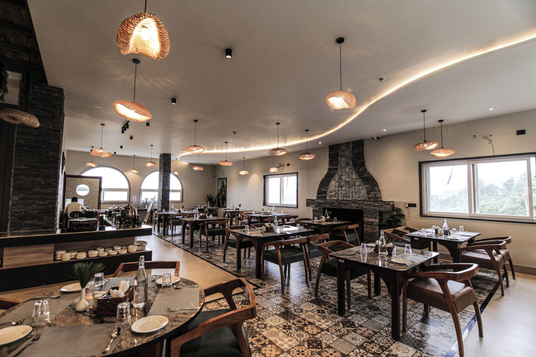 Food & Drinks 5, Q' Nest Hotel Cloud End Lansdowne, Garhwal