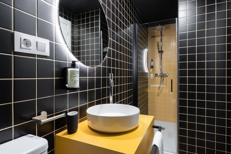 Bathroom 4, Smartr Valencia Turia, Valencia
