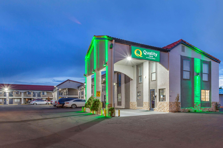 Exterior & Views 1, Quality Inn Show Low, Navajo