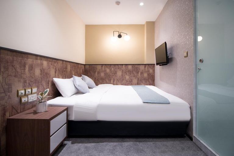 Bedroom 18