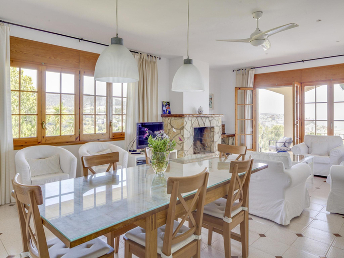 Food & Drinks, Villa in Arenys de Mar With Sea View, Barcelona