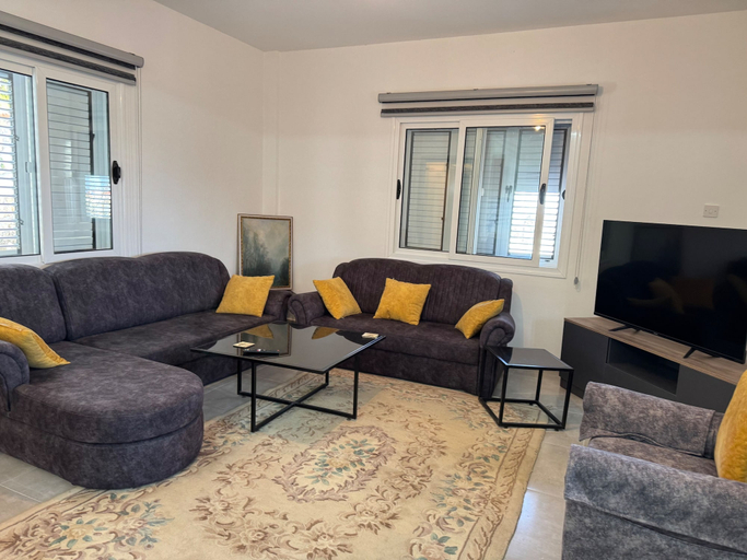 Living area, 2-bed Bungalow, Sleeps 4 With Private Pool