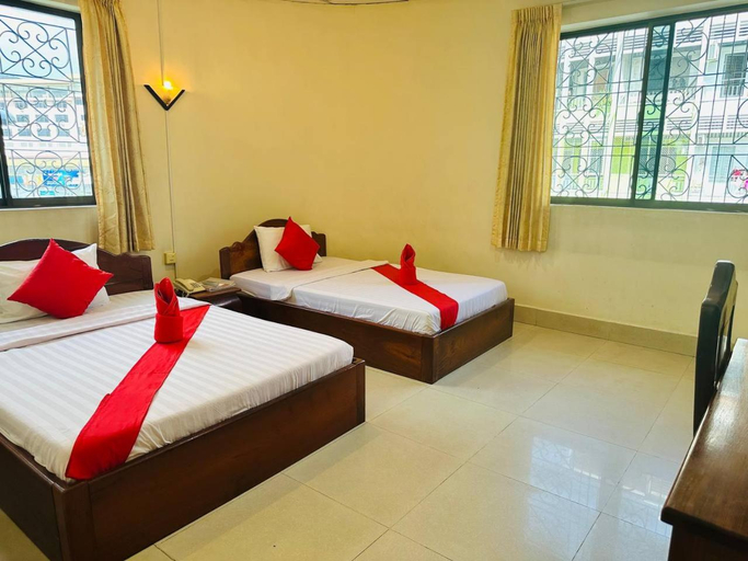 Bedroom 12