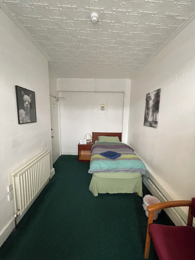 Bedroom 2, Victoria Inn, Cumbria