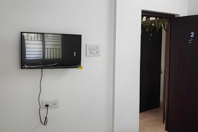 Others 5, R.V Ruthra Lodge, Tiruppur