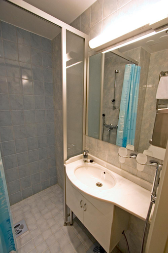 Bathroom 3, Mango Hotel, Pirkanmaa