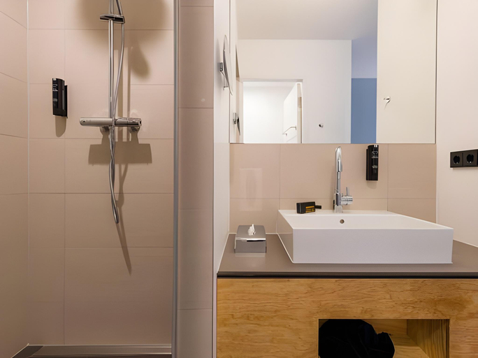 Bathroom 5, mk hotel münchen city, München
