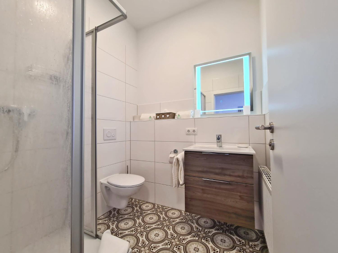 Bathroom 4, Hotel Gleis 3viertel Jena, Jena
