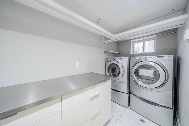 Bathroom, Majestic 4BR Villa, Toronto