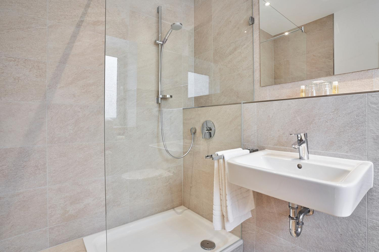 Bathroom 3, Hotel Goldener Engel, Speyer