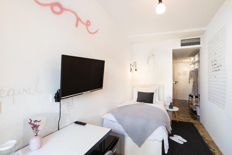 Bedroom 4, Art Hotel Tartini, Piran