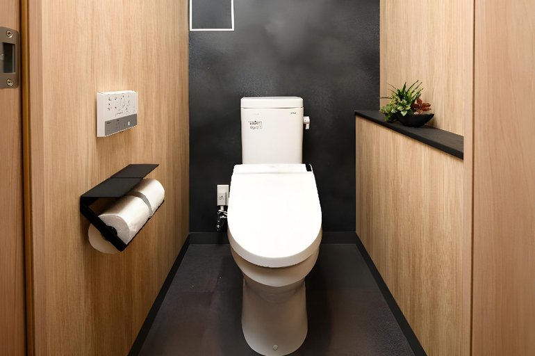Bathroom 14