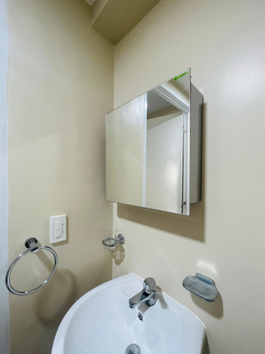 Bathroom 4, Avida Towers Atria, Iloilo City
