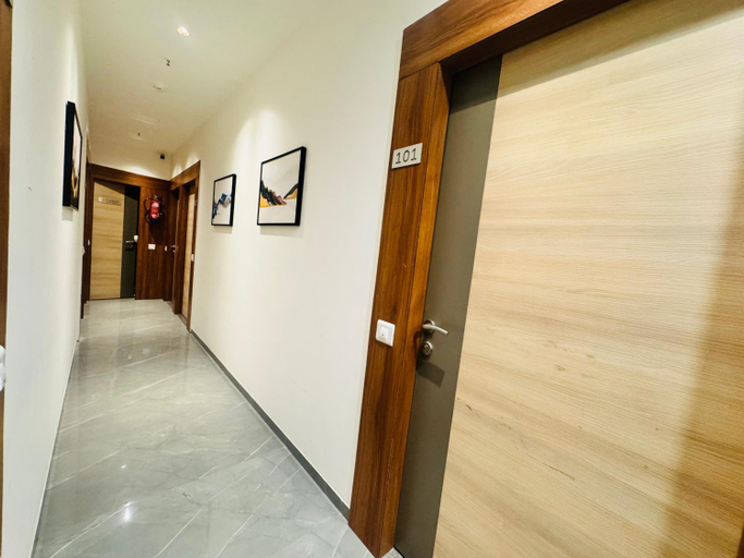 Others 4, Legend Hotel, Ahmadabad