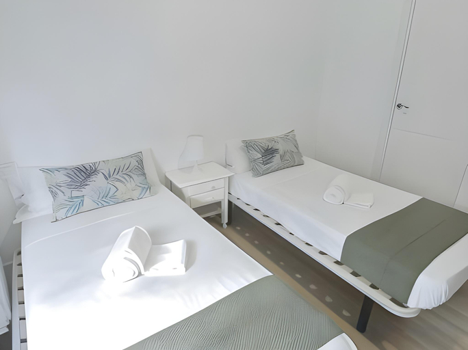 Bedroom 3, Pensión Estrella, Madrid