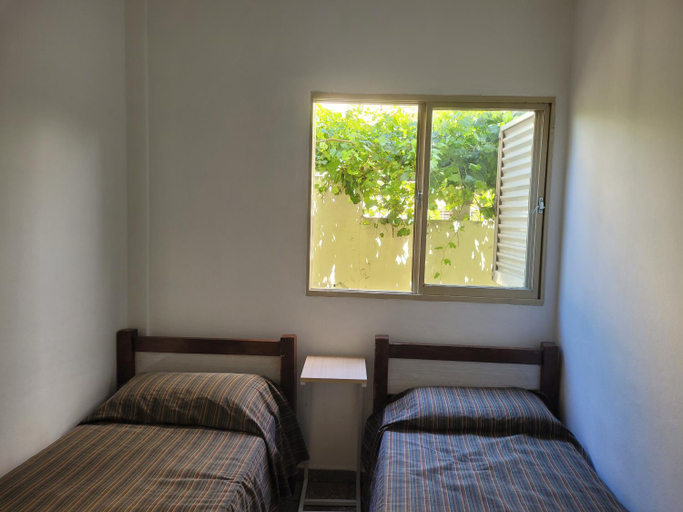 Bedroom 4, Hotel CAMACHO, Capital